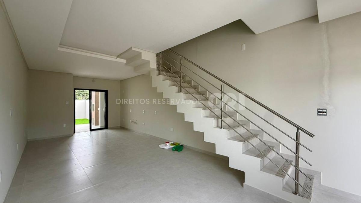 Cobertura Triplex com 3 Suítes no edifício Porto Seguro na Vila Nova em Porto Belo