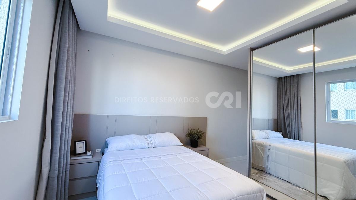 Apartamento com 3 Suítes no Residencial Zimmermann na Meia Praia, Itapema