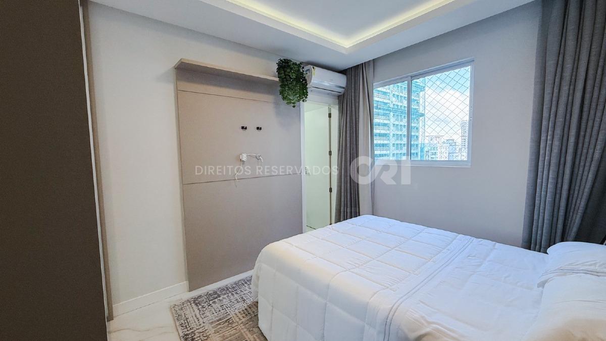 Apartamento com 3 Suítes no Residencial Zimmermann na Meia Praia, Itapema