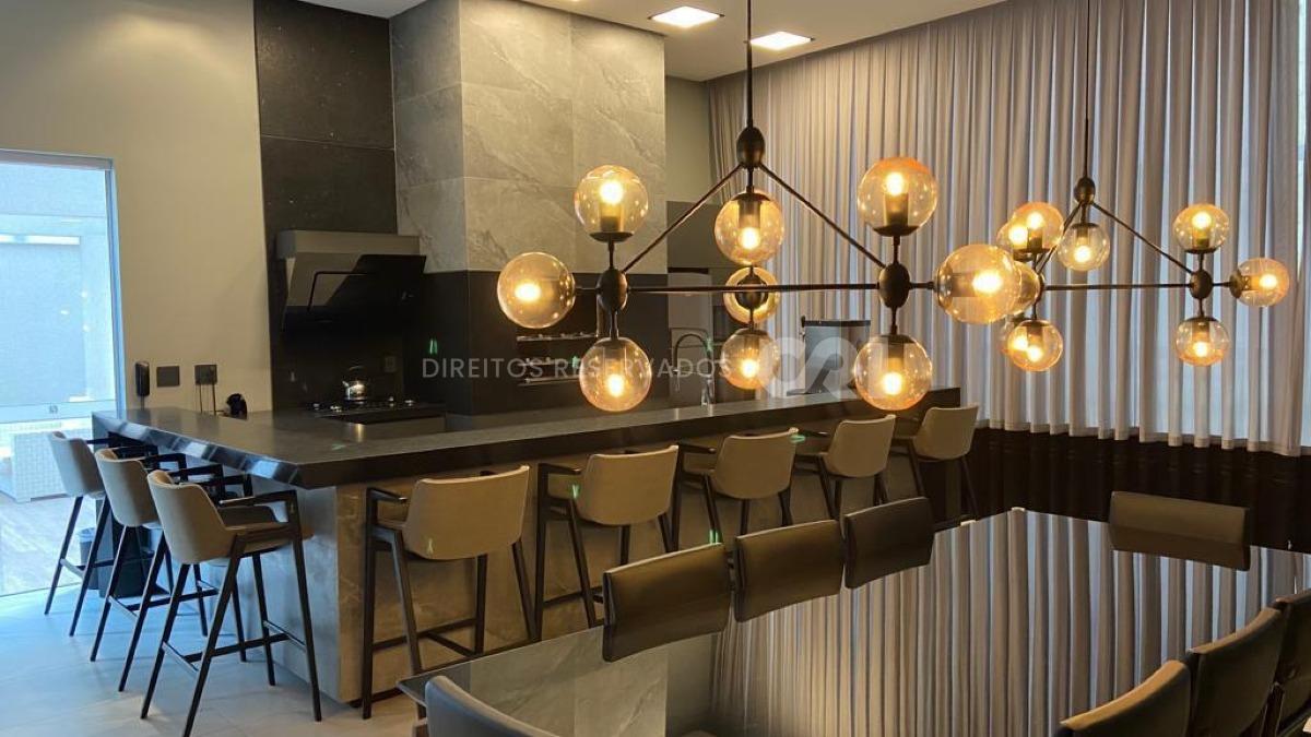 Apartamento com 3 Suítes no Residencial Zimmermann na Meia Praia, Itapema