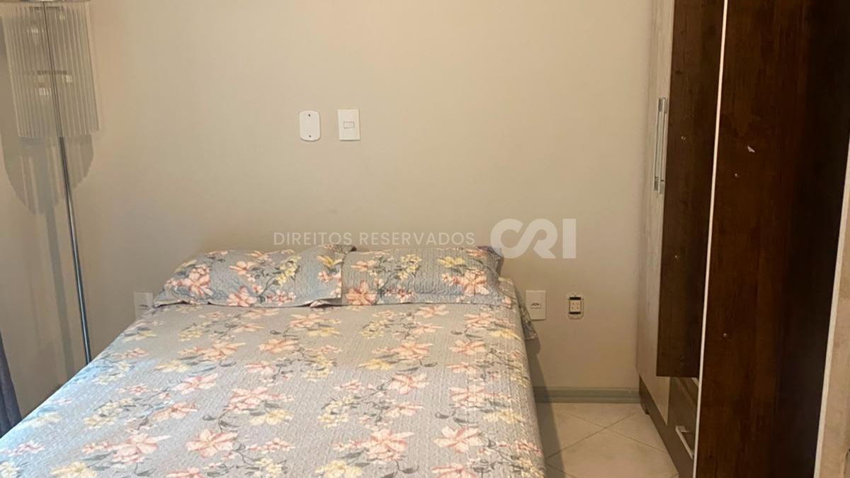 Apartamento com 3 Suítes no Residencial Antonio Santana na Meia Praia, Itapema
