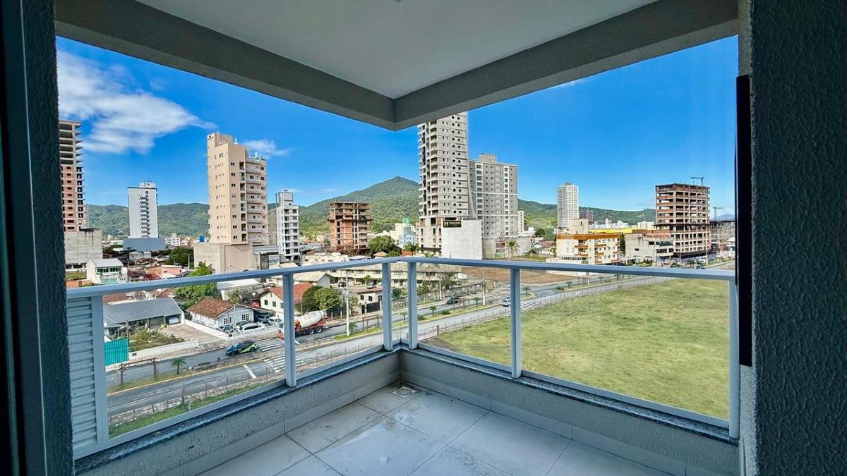 Apartamento com 2 Suítes no Residencial Florença em Balneário Perequê, Porto Belo