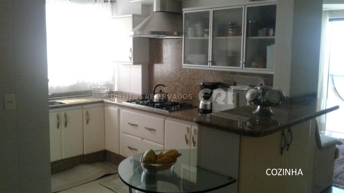 Apartamento Duplex com 4 Suítes no Edifício Canadá em Meia Praia, Itapema