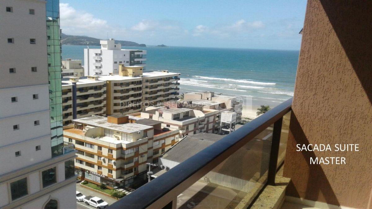 Apartamento Duplex com 4 Suítes no Edifício Canadá em Meia Praia, Itapema