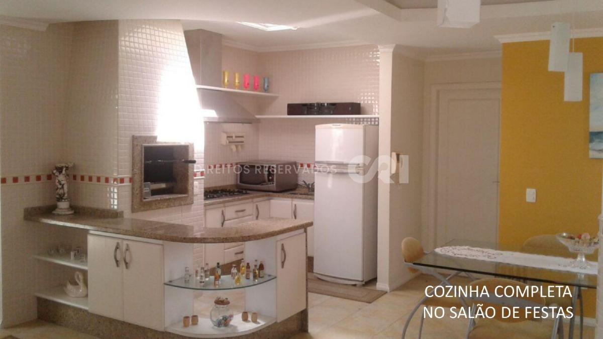 Apartamento Duplex com 4 Suítes no Edifício Canadá em Meia Praia, Itapema