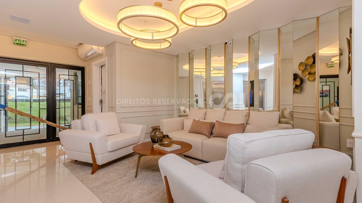 Apartamento com 4 Suítes no Lumiére Residence na Meia Praia em Itapema