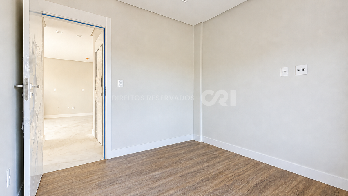 Apartamento com 3 suítes no Sky Brava na Praia Brava em Itajaí