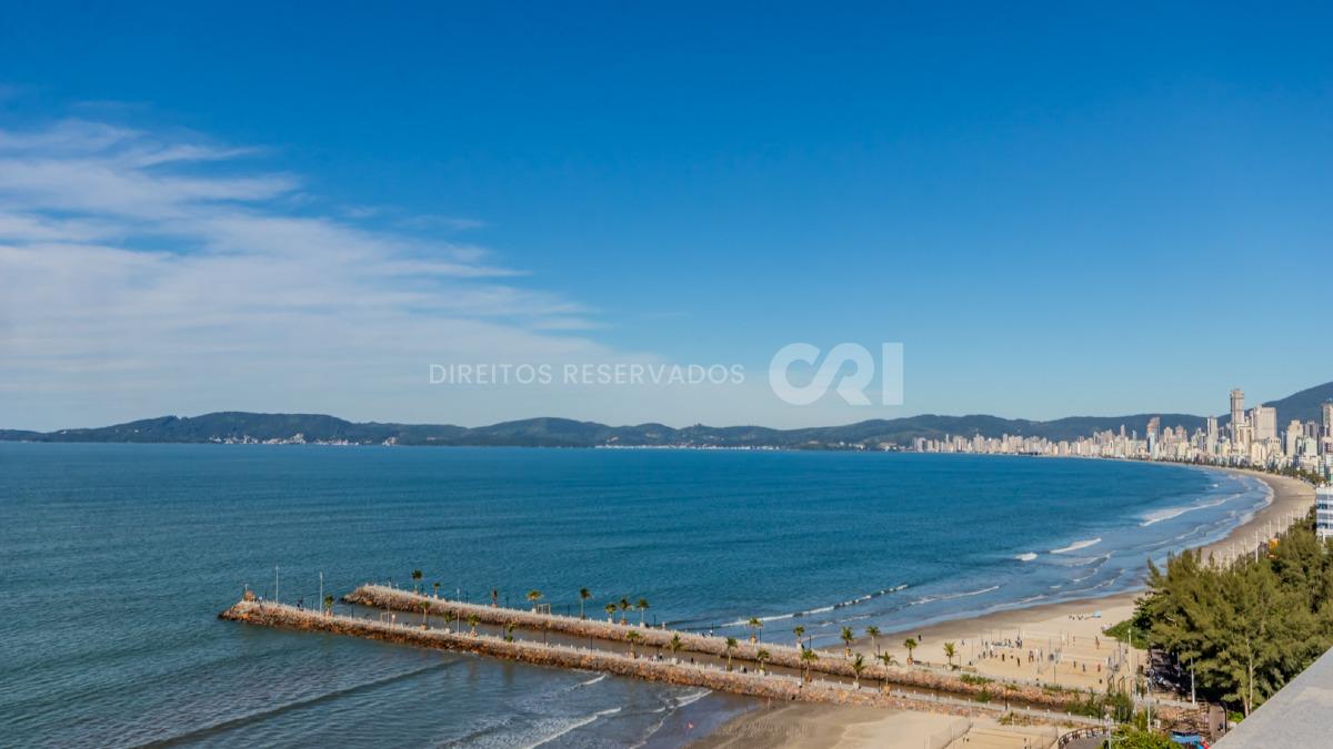 Apartamento 266m² com 4 Suítes no Edifício La Dolce Vita no Centro em Itapema