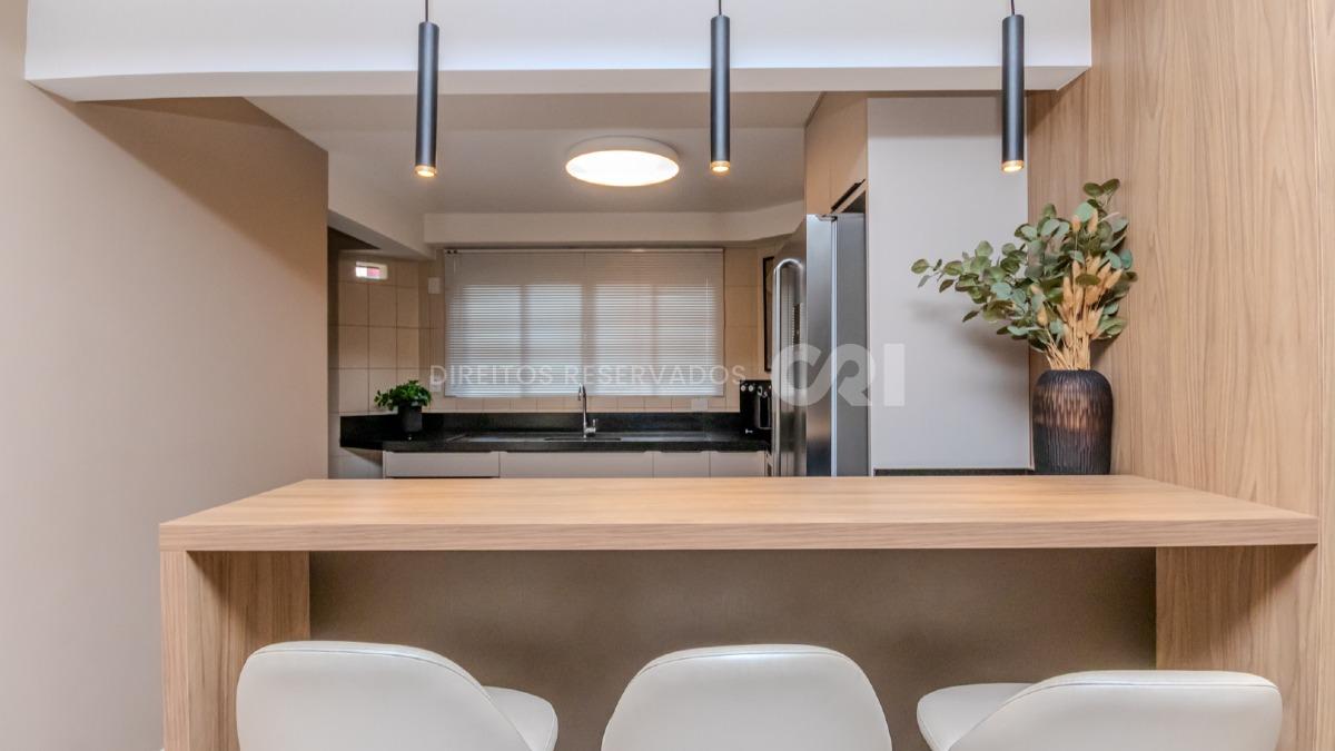 Apartamento com 3 Quartos no Edifício Mont Blanc no Centro de Balneário Camboriú