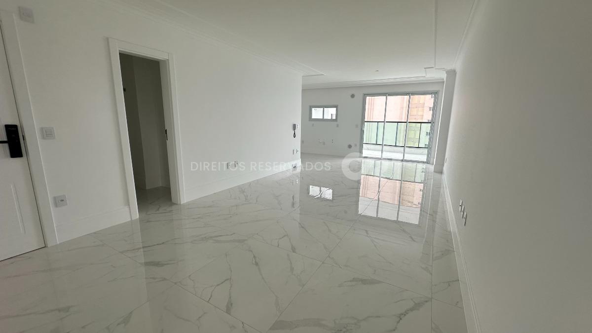 Apartamento com 4 Suítes no Ristretto Residence no Canto da Praia, Itapema
