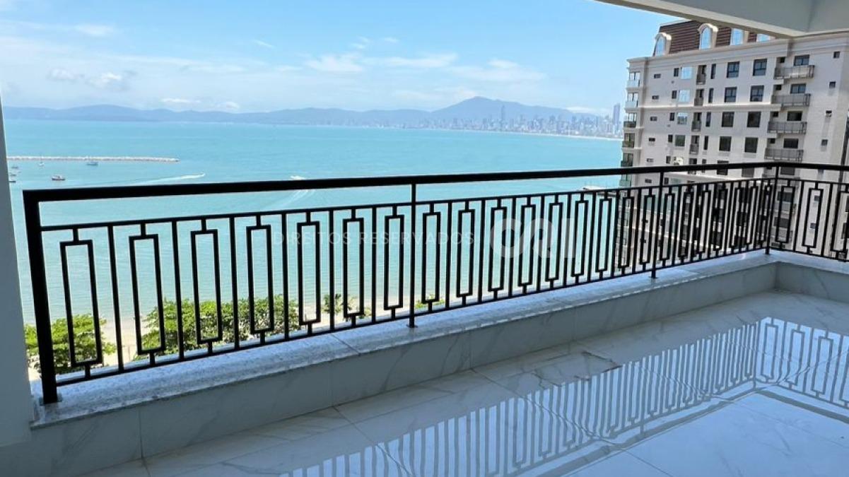 Apartamento com 4 Suítes no Residencial Magnólia no Canto da praia, Itapema