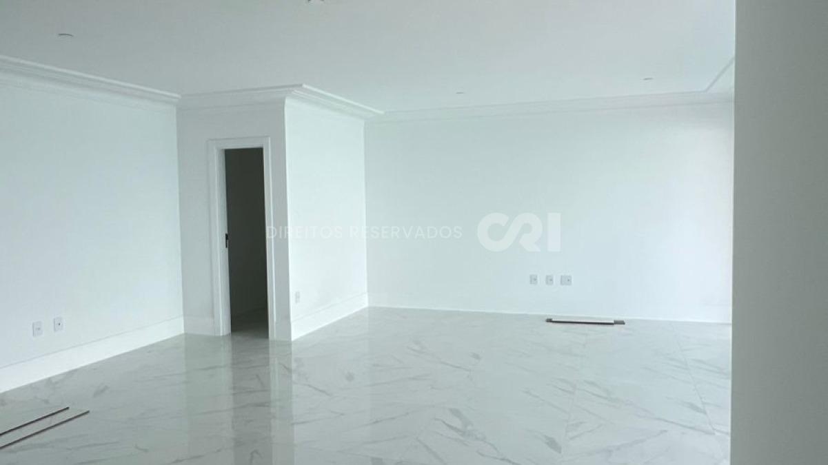 Apartamento com 4 Suítes no Residencial Magnólia no Canto da praia, Itapema