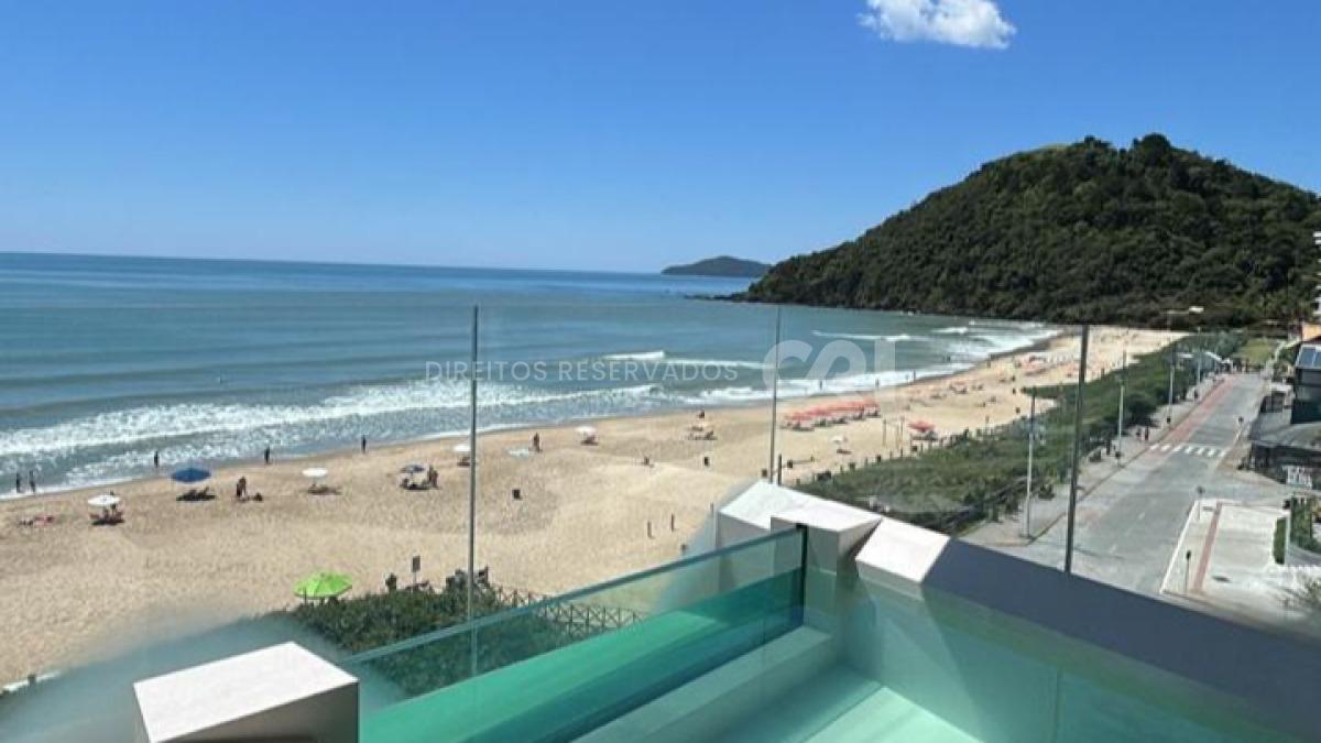 Apartamento no Edifício Bravo com 04 suítes na Praia Brava em Itajaí