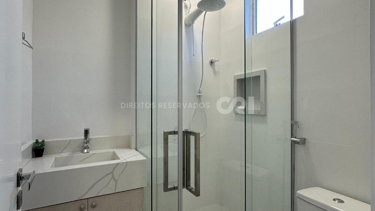 Apartamento com 2 Suítes no Château Avenue no Morretes, Itapema