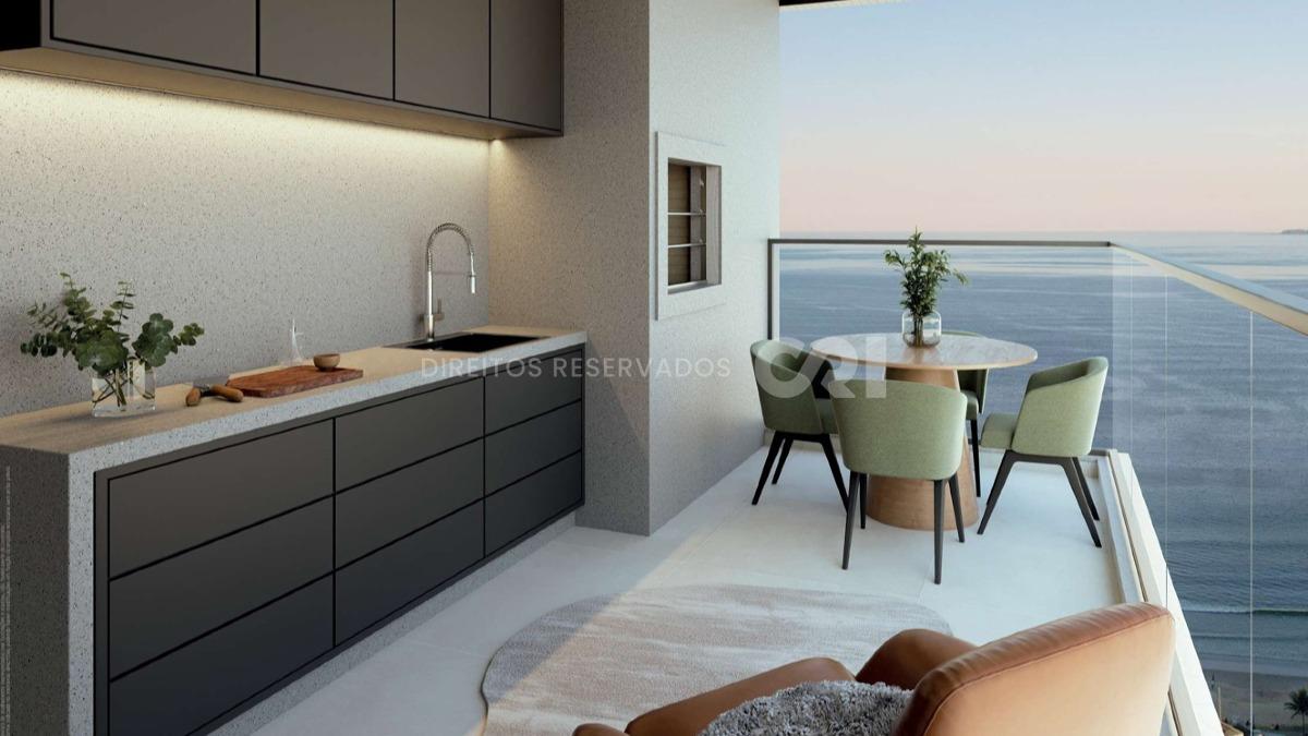 Apartamento com 4 Suítes no Essenza Del Mare no Centro de Itapema