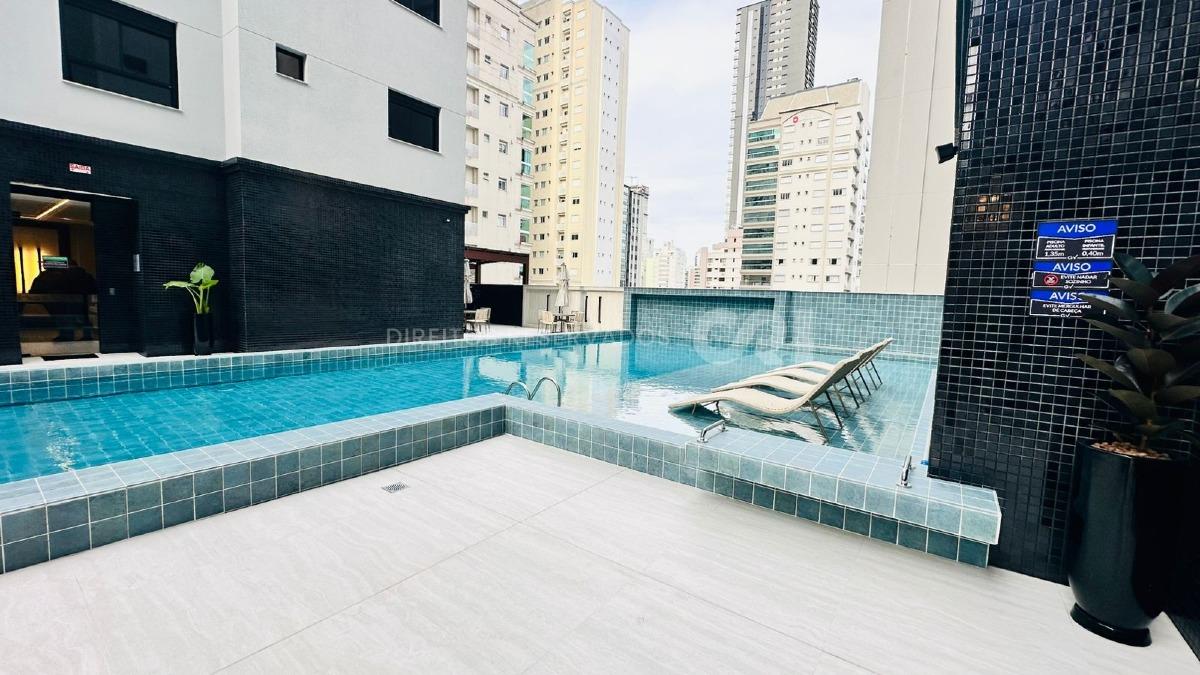 Apartamento com 3 Suítes no Impéria Del Mare em Meia Praia, Itapema