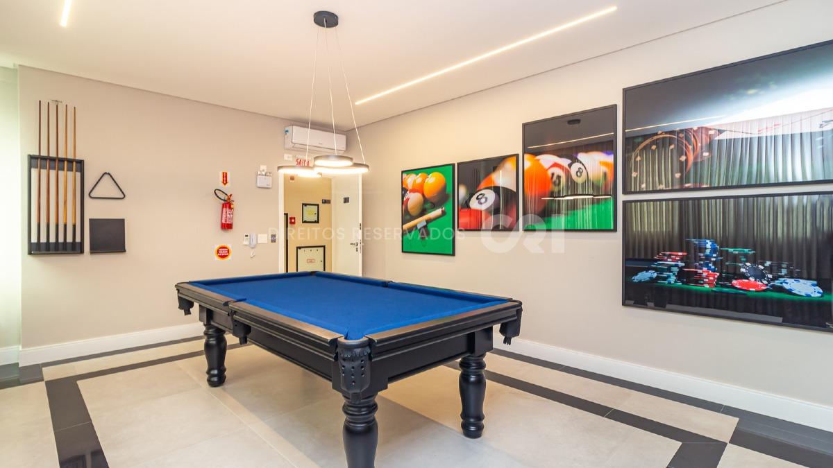 Cobertura Decorada com 3 Suítes no Dom Benedito na Meia Praia, Itapema