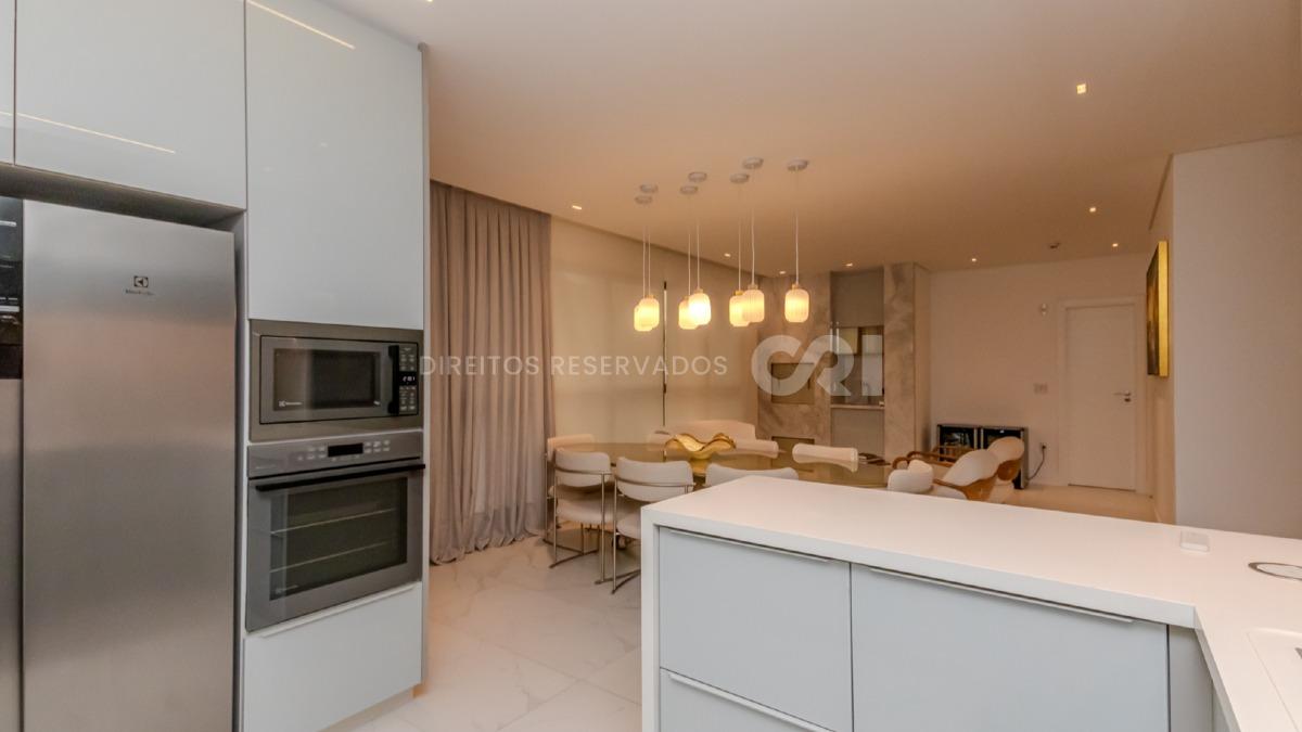 Apartamento com 4 suítes no Las Brisas Residence no Pioneiros em Balneário Camboriú
