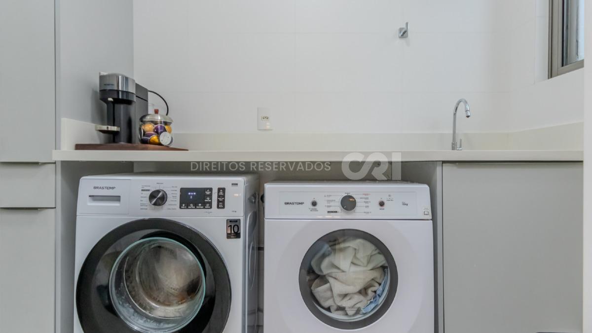 Apartamento com 4 suítes no Las Brisas Residence no Pioneiros em Balneário Camboriú