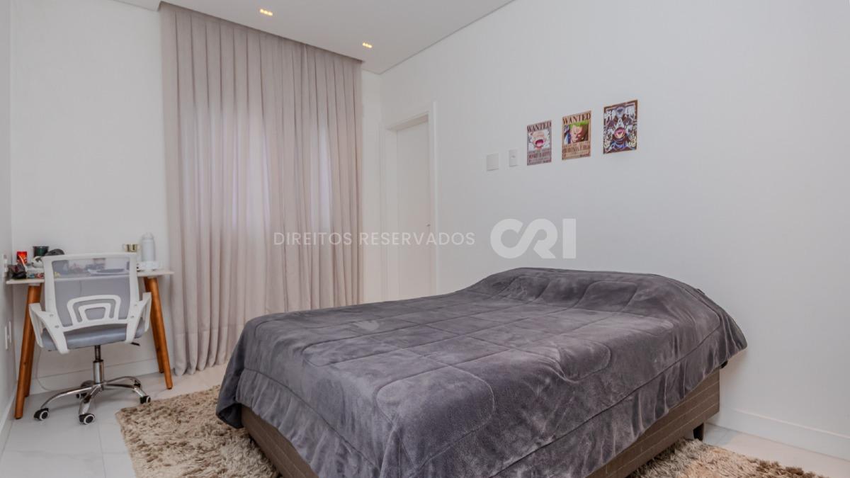 Apartamento com 4 suítes no Las Brisas Residence no Pioneiros em Balneário Camboriú