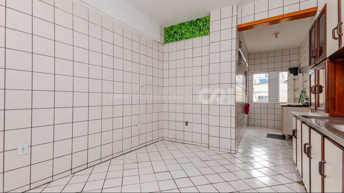 Apartamento com 2 Quartos no Edifício Dona Herta no Centro de Balneário Camboriú