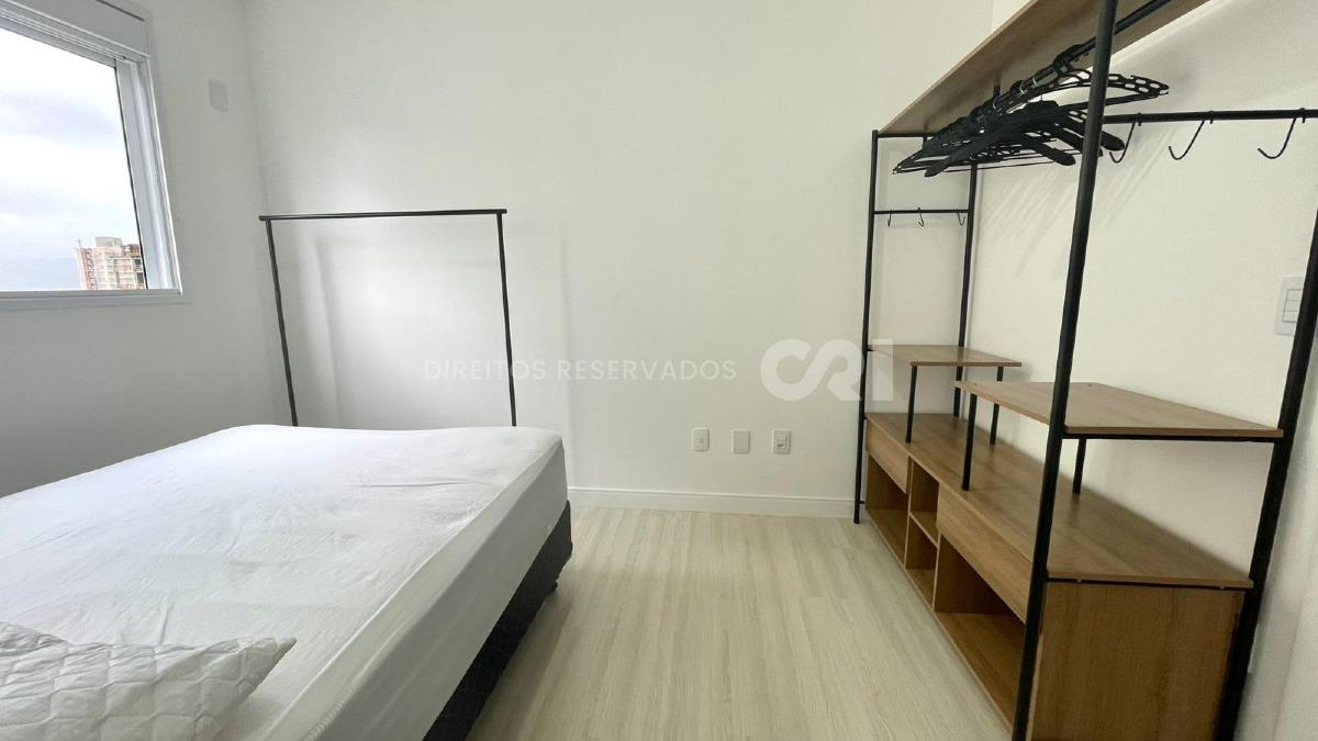 Apartamento com 4 Quartos no Grand Soleil na Meia Praia, Itapema