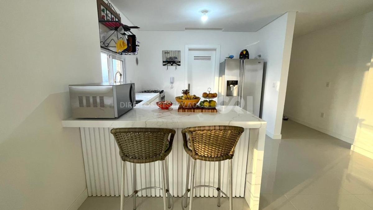 Apartamento com 4 Quartos no Grand Soleil na Meia Praia, Itapema