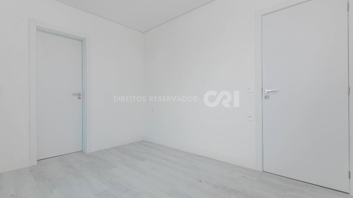 Apartamento 2 dormitórios no Brava Breeze na Praia Brava em Itajaí