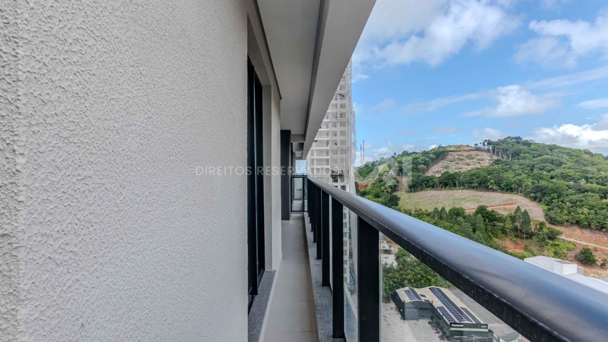 Apartamento 2 dormitórios no Brava Breeze na Praia Brava em Itajaí