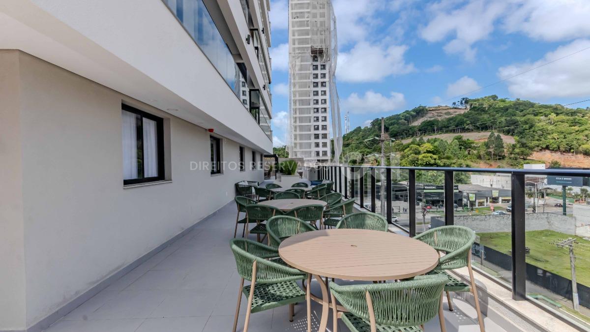 Apartamento 2 dormitórios no Brava Breeze na Praia Brava em Itajaí