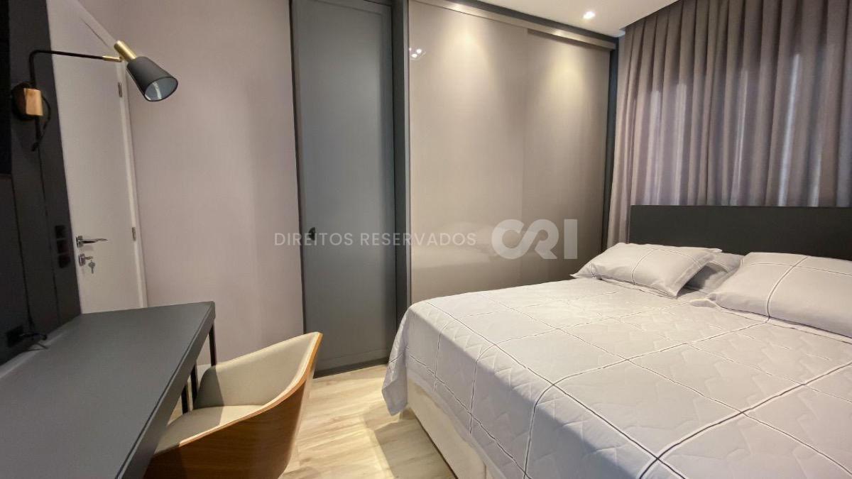 Apartamento com 3 suítes no Residencial Sans Souci no Centro de Balneário Camboriú
