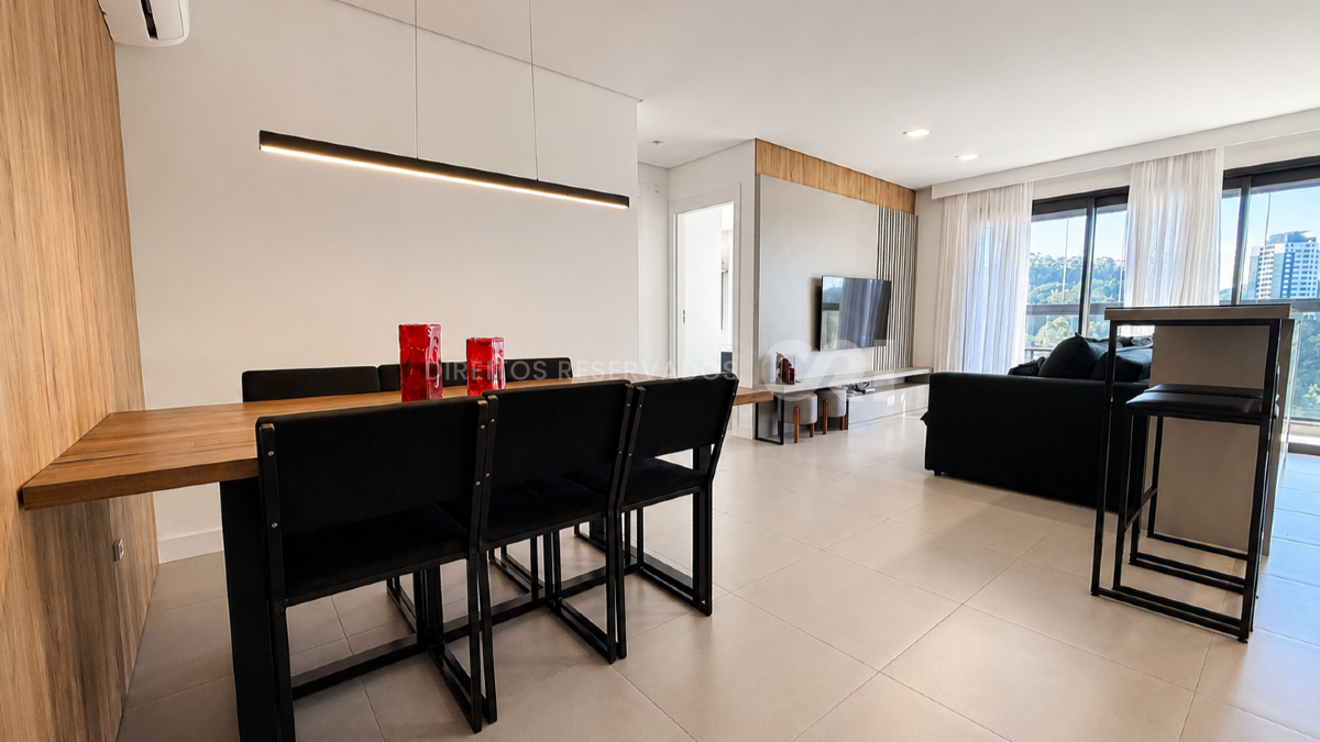 Apartamento com 2 Suítes mobiliado Brava Garden na Praia Brava em Itajaí