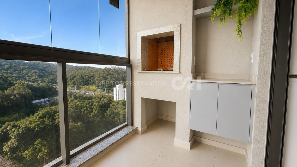 Apartamento com 2 Suítes mobiliado Brava Garden na Praia Brava em Itajaí