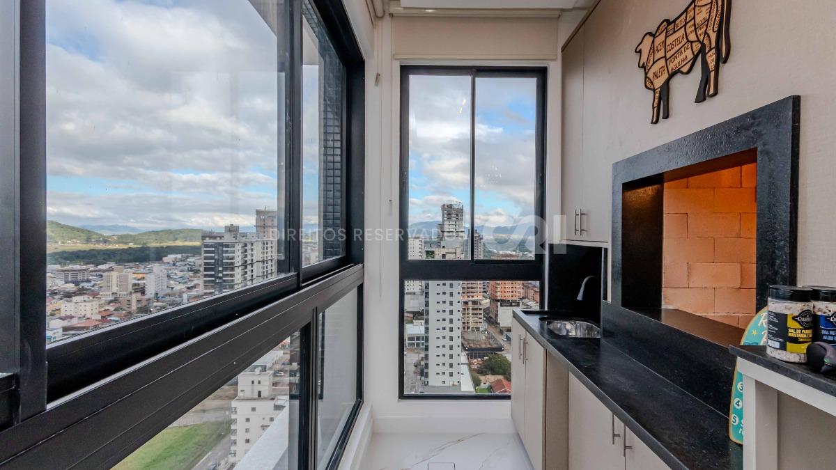 Apartamento com 2 quartos no Residencial Dom Lucca no Alto Perequê em Porto Belo