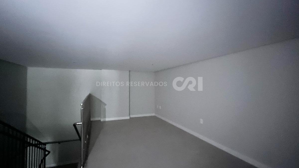 Sala comercial no edifício La Belle Tour no Centro em Balneário Camboriú