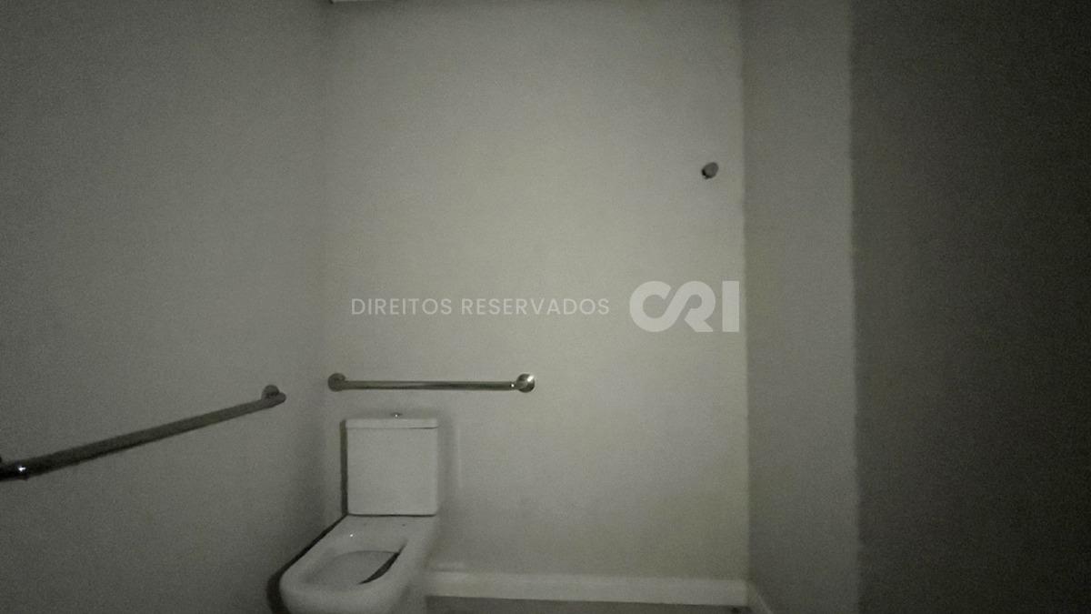 Sala comercial no edifício La Belle Tour no Centro em Balneário Camboriú