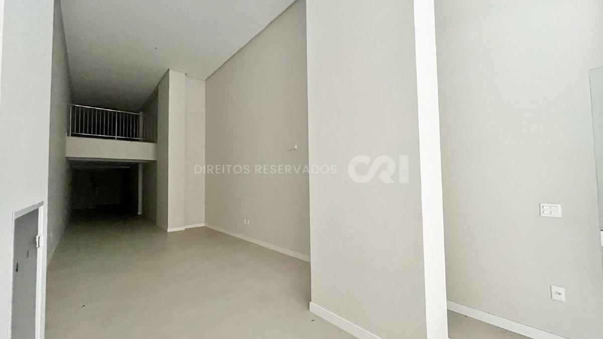 Sala comercial no edifício La Belle Tour no Centro em Balneário Camboriú