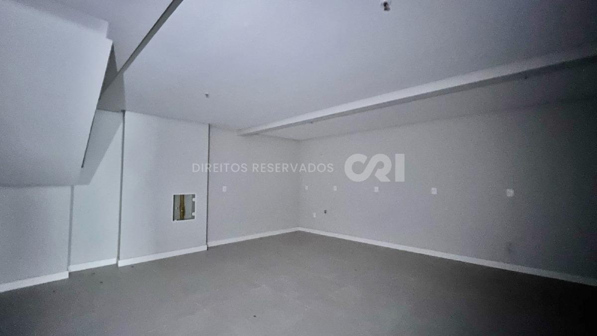 Sala comercial no edifício La Belle Tour no Centro em Balneário Camboriú