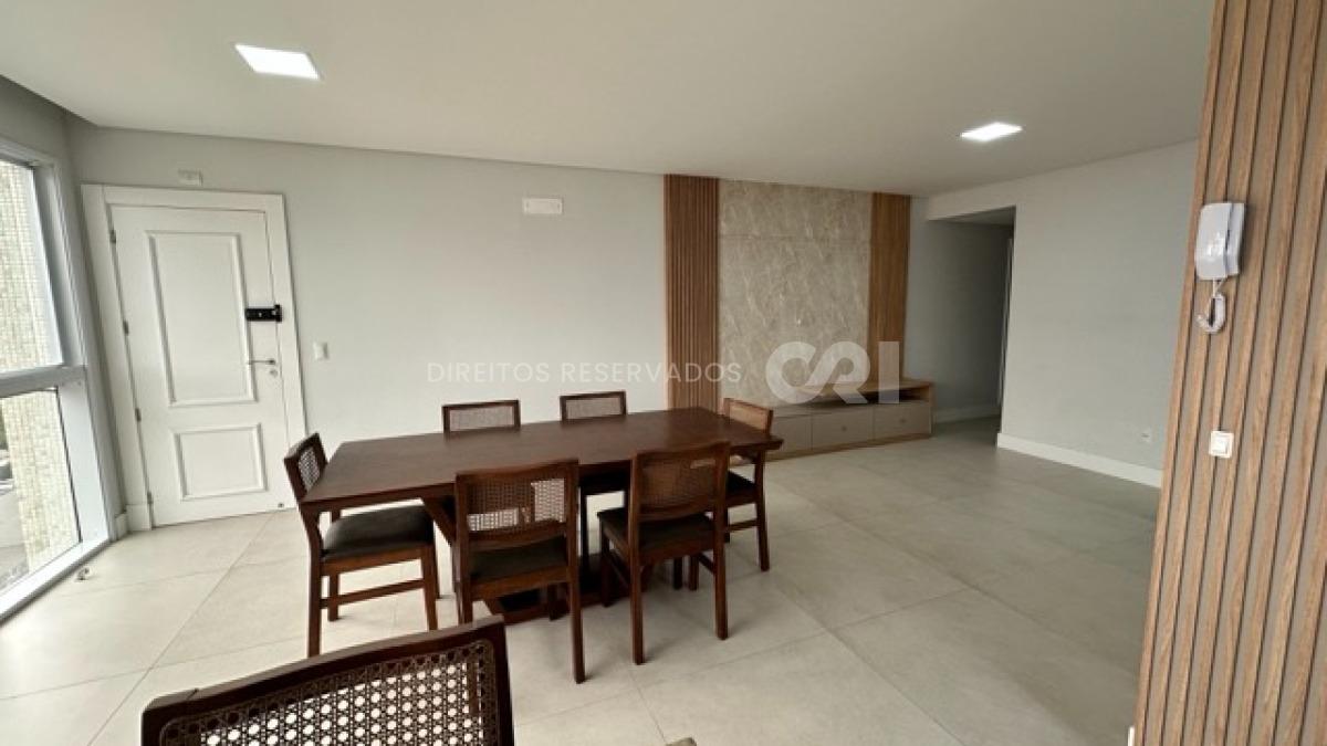 Apartamento com 2 Suítes no Edifício Netuno em Perequê, Porto Belo