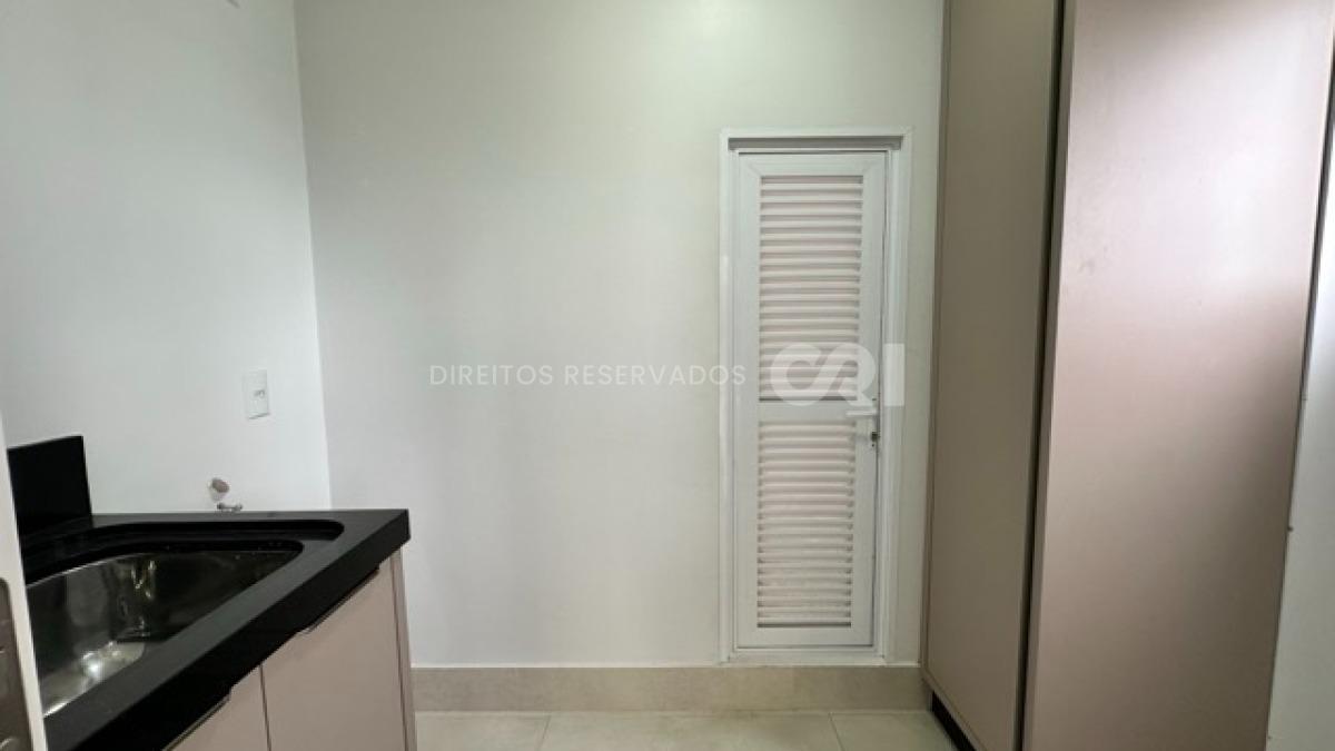 Apartamento com 2 Suítes no Edifício Netuno em Perequê, Porto Belo