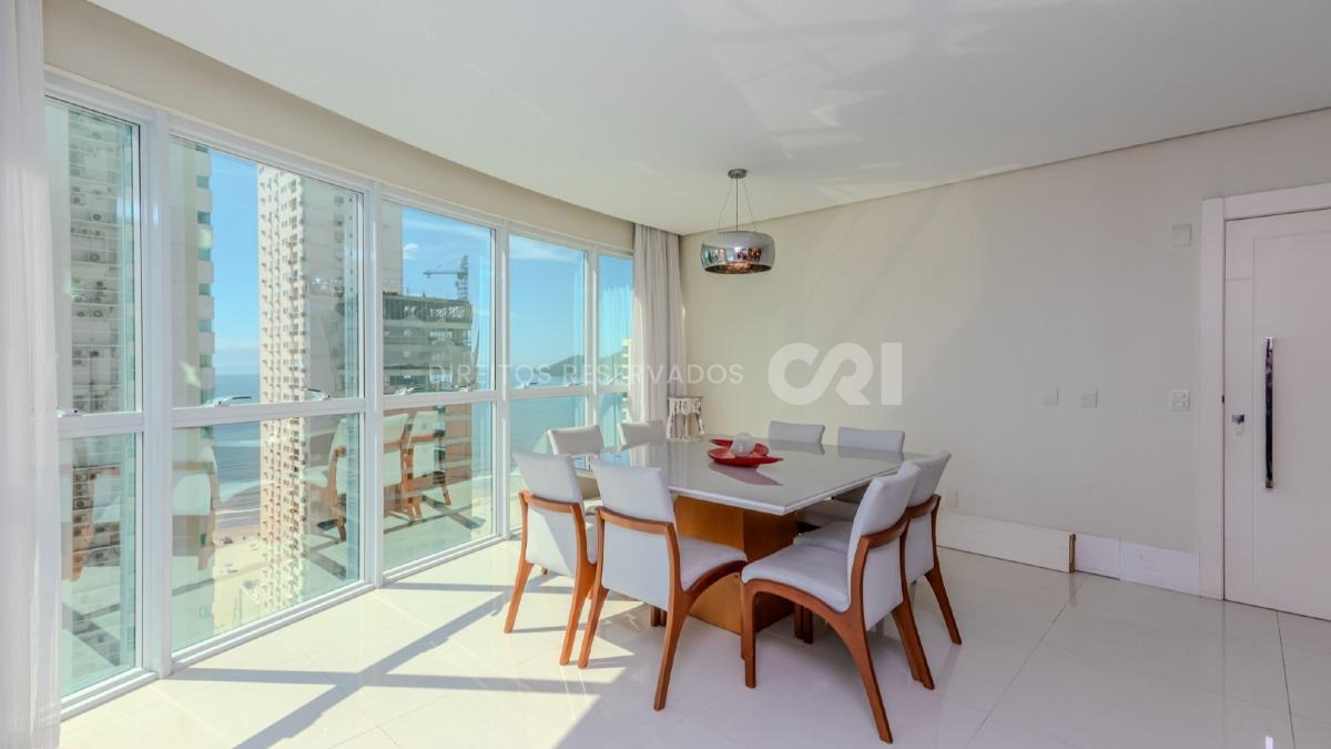 Apartamento com 3 Suítes no Dolce Vitta no Centro de Balneário Camboriú