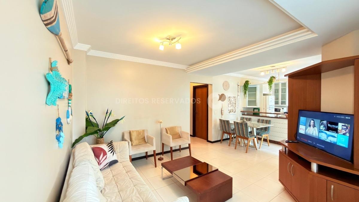 Apartamento com 2 Quartos no Edifício Orion no Centro de Balneário Camboriú