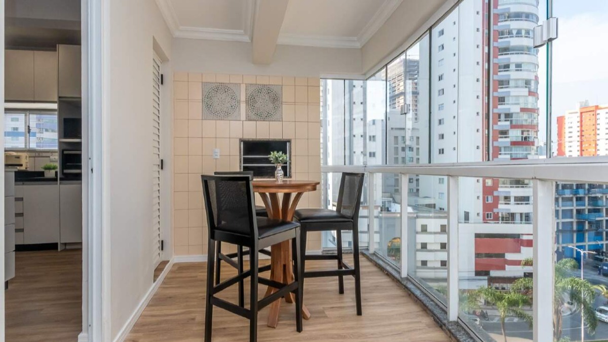 Apartamento com 3 quartos no edifício Basualdo no Centro em Balneário Camboriú