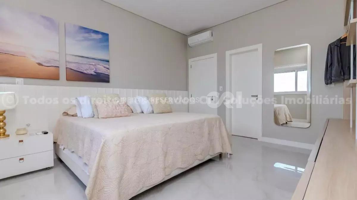 Penthouse Mobiliada 5 Suítes, 6 Banheiros e 4 Vagas no Topázio Imperial Meia Praia Itapema