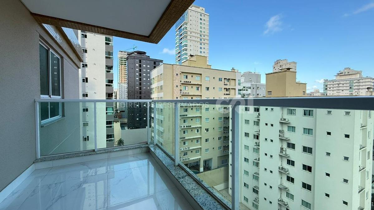 Apartamento com 3 Suítes no Edifício Sangiovese na Meia Praia, Itapema