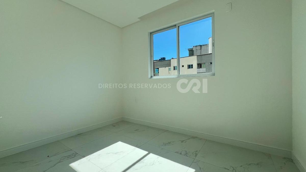 Apartamento com 3 Suítes no Edifício Sangiovese na Meia Praia, Itapema