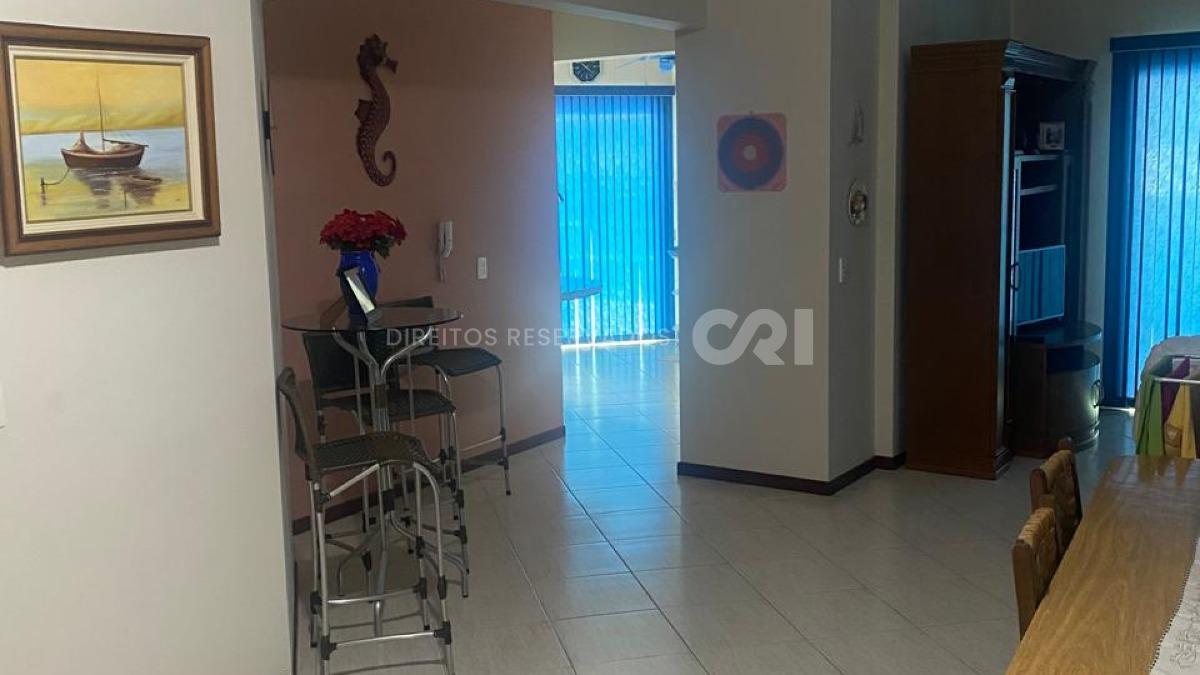 Apartamento com 3 Dormitórios no Residencial Caravelas em Meia Praia, Itapema