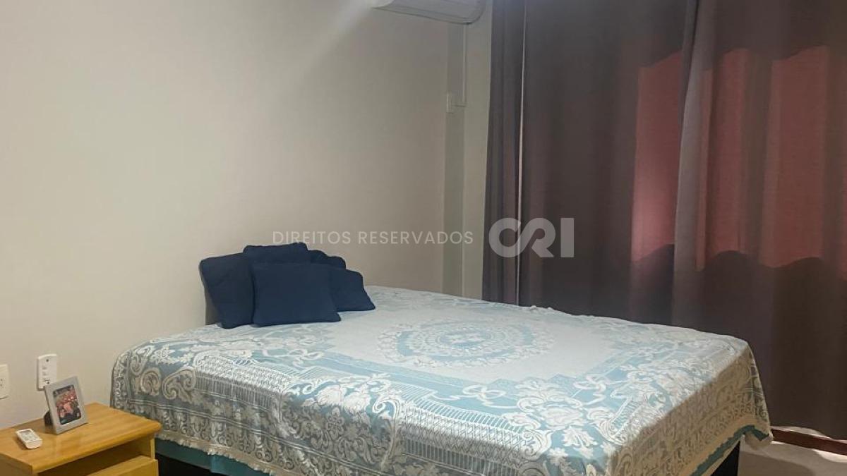 Apartamento com 3 Dormitórios no Residencial Caravelas em Meia Praia, Itapema