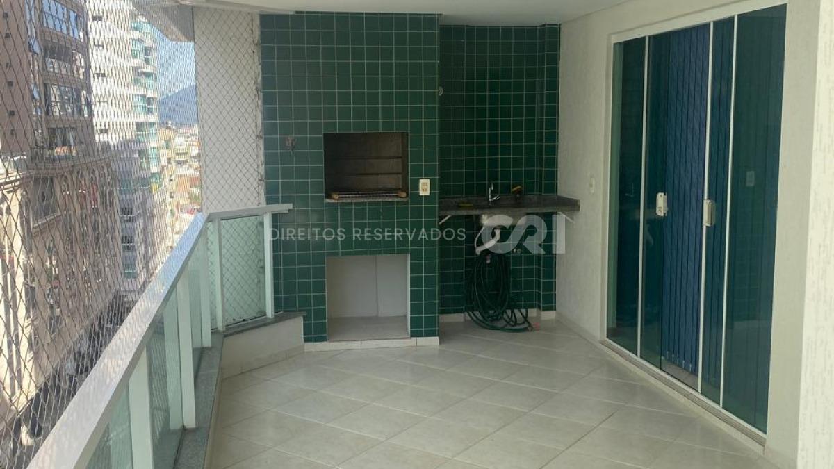 Apartamento com 3 Dormitórios no Residencial Caravelas em Meia Praia, Itapema