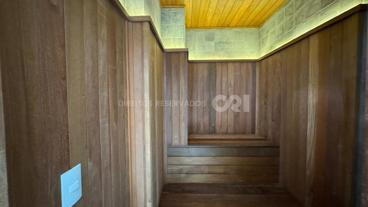 Apartamento Mobiliado com 3 Suítes no Edifício Tierra del Sol no Centro de Balneário Camboriú